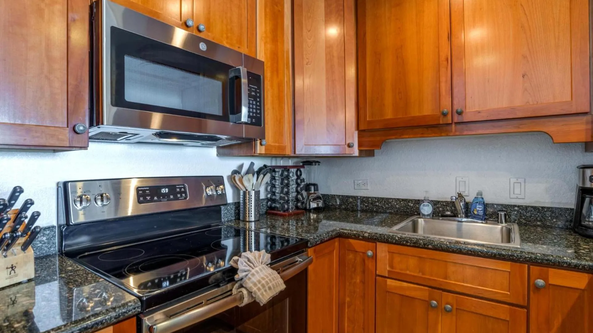 Kbm Resorts Free Car Kaanapali Shores Ocean View 2-Bedroom Condo With Huge Lanai Steps To Pool Ks-258 Napili-Honokowai USA